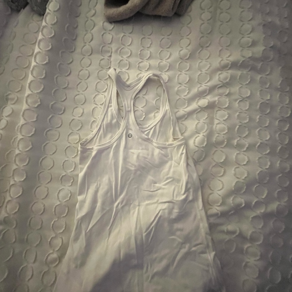 White lululemon tank size 6